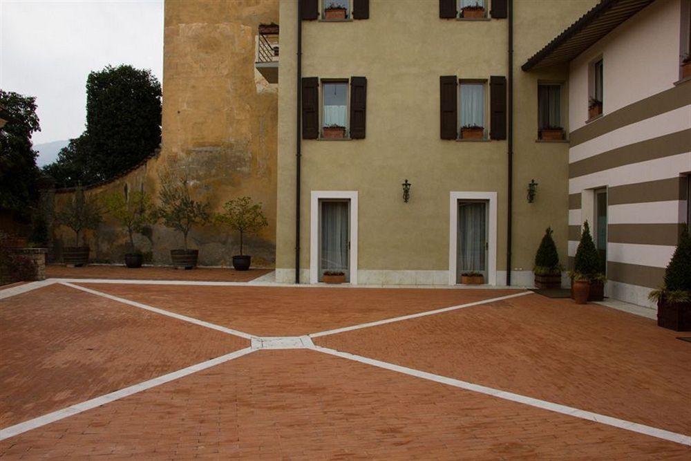 Вилла Borgo Santa Giulia Корте Франка Экстерьер фото