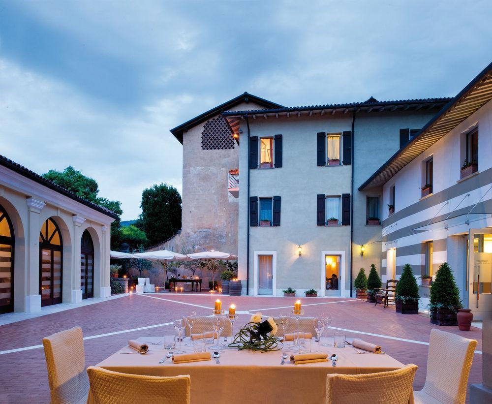 Вилла Borgo Santa Giulia Корте Франка Экстерьер фото