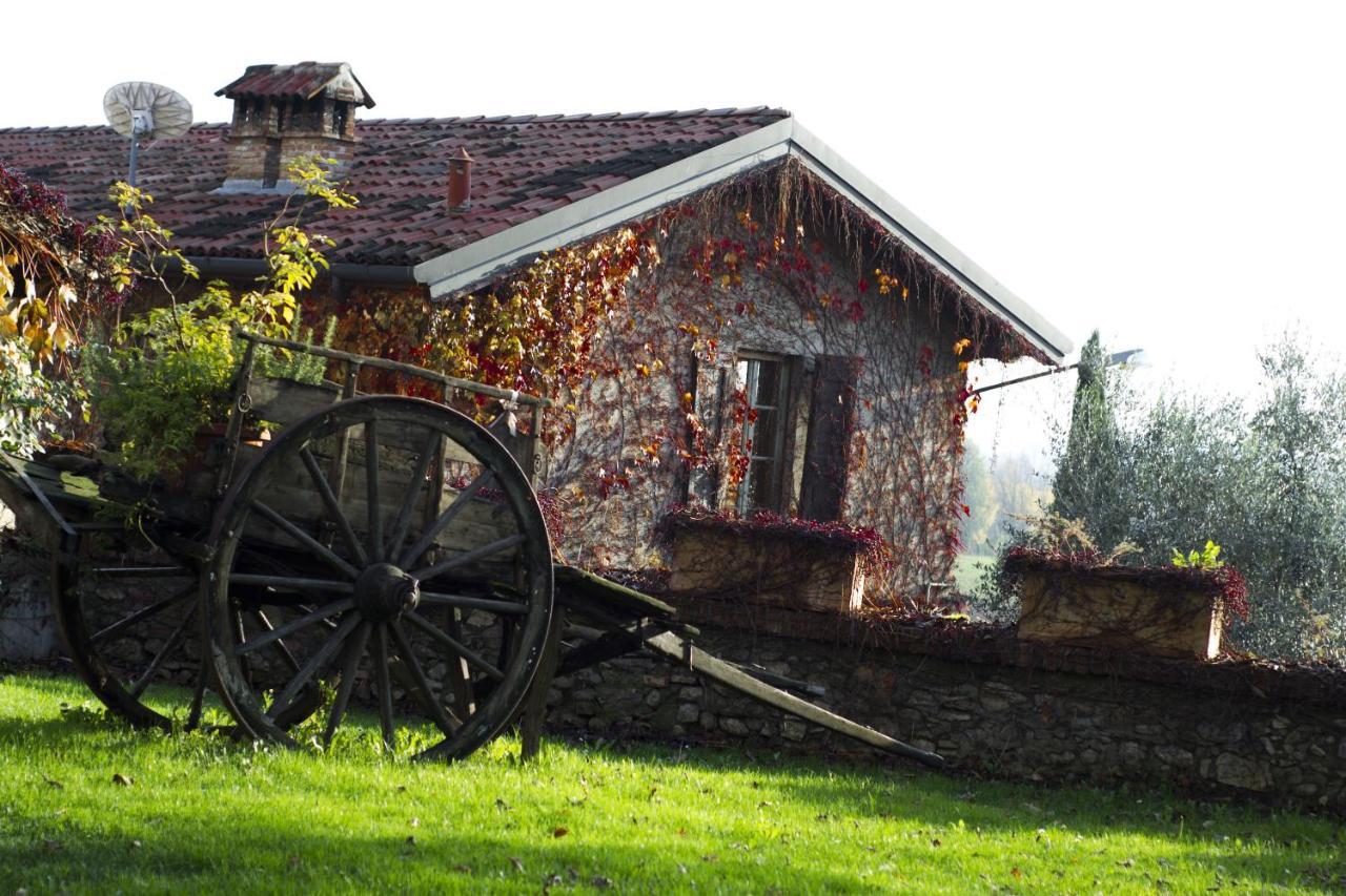 Вилла Borgo Santa Giulia Корте Франка Экстерьер фото